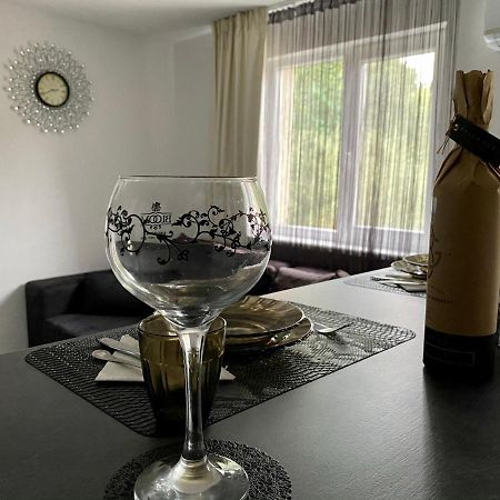 T&T Apartman Прайд Экстерьер фото